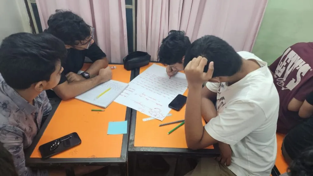 Students practising in a Daris classroom